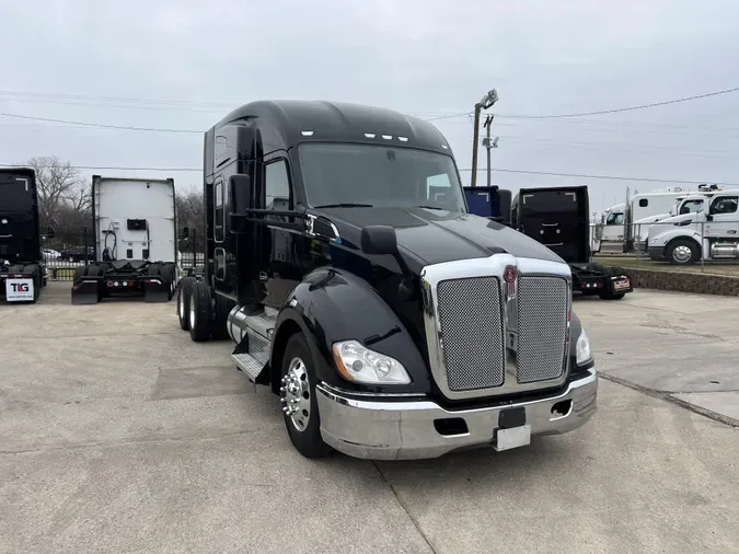 2022 Kenworth T680