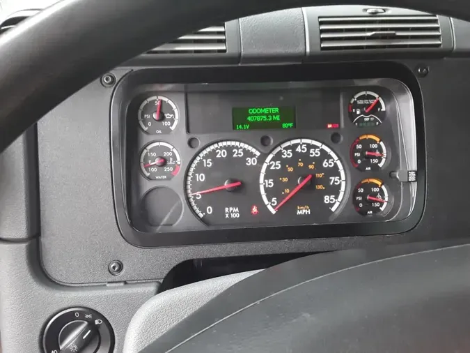 2018 FREIGHTLINER CASCADIA 113