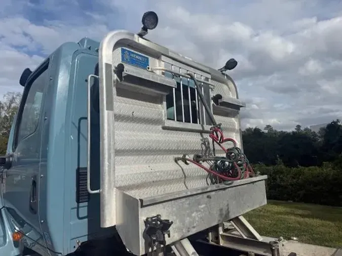 2020 International LT625