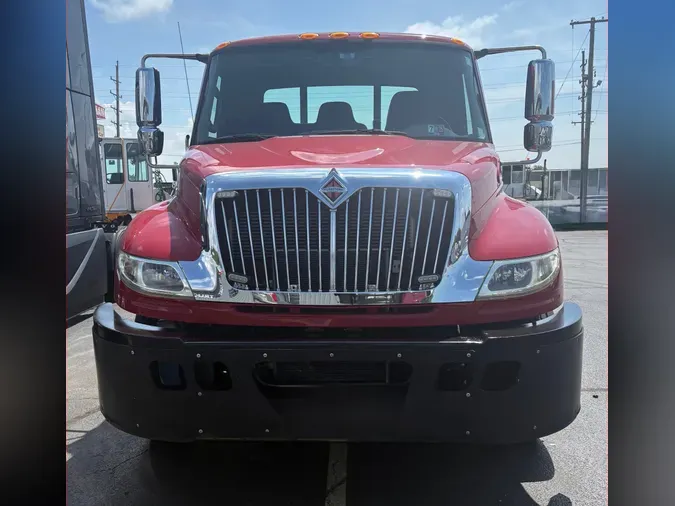 2015 INTERNATIONAL 4300
