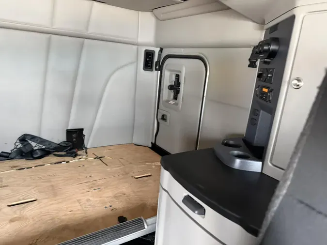 2022 Peterbilt 579a8f5e71224ecaf857c95ab12ca4850d9