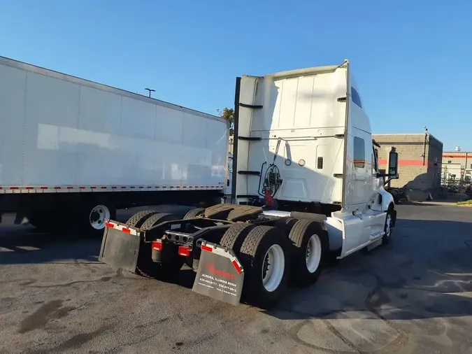 2020 NAVISTAR INTERNATIONAL LT625 SLPR CAB