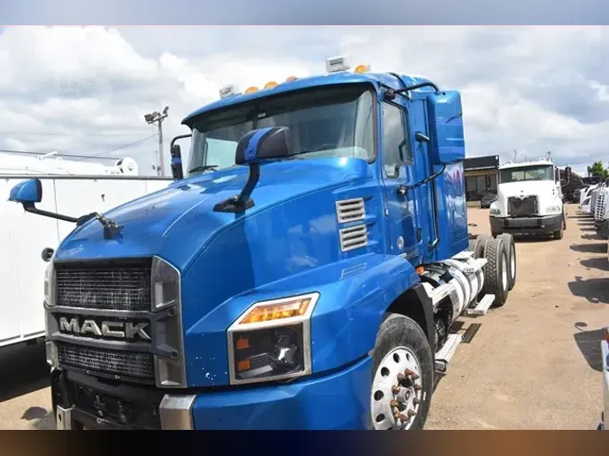 2020 MACK ANTHEM 64T