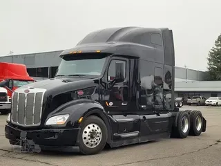 2022 PETERBILT 579