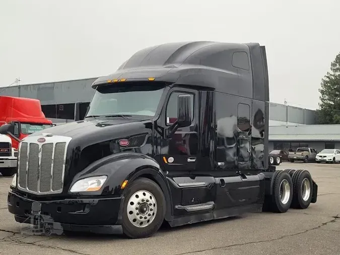 2022 PETERBILT 579