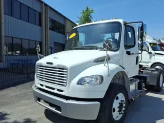 2018 FREIGHTLINER/MERCEDES M2 106