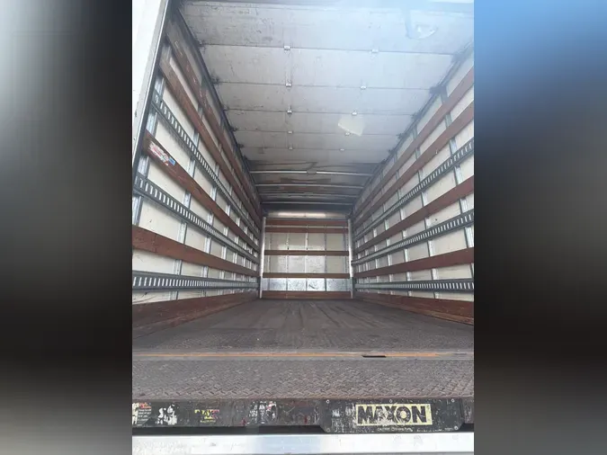 2017 FREIGHTLINER/MERCEDES M2 106