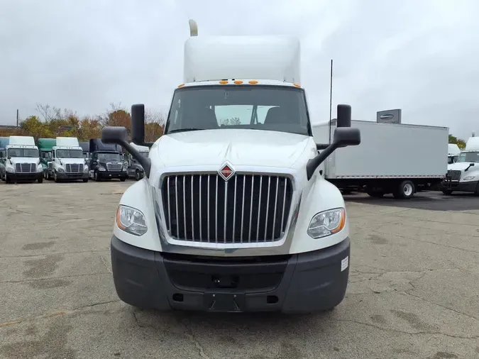 2021 NAVISTAR INTERNATIONAL LT625 DAYCAB S/A