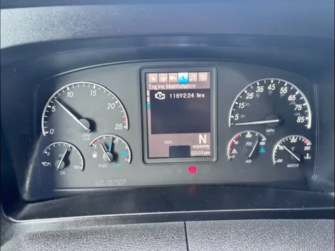 2024 Freightliner Cascadia 126