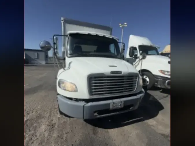 2019 FREIGHTLINER M2 106