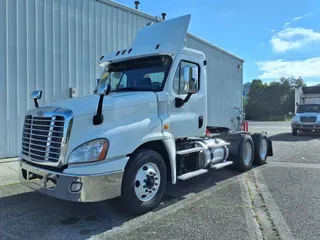 2017 FREIGHTLINER CASCADIA 125
