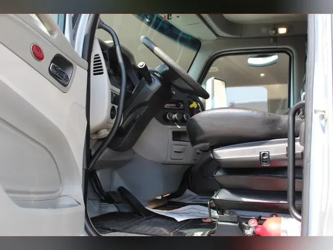 2019 Peterbilt 567