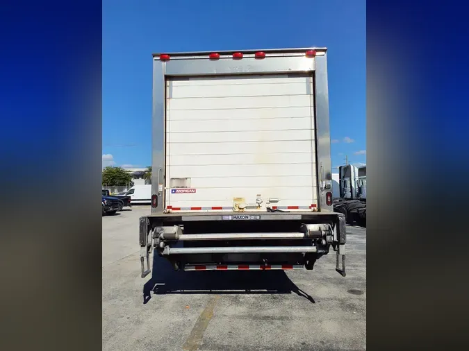 2019 FREIGHTLINER/MERCEDES M2 106