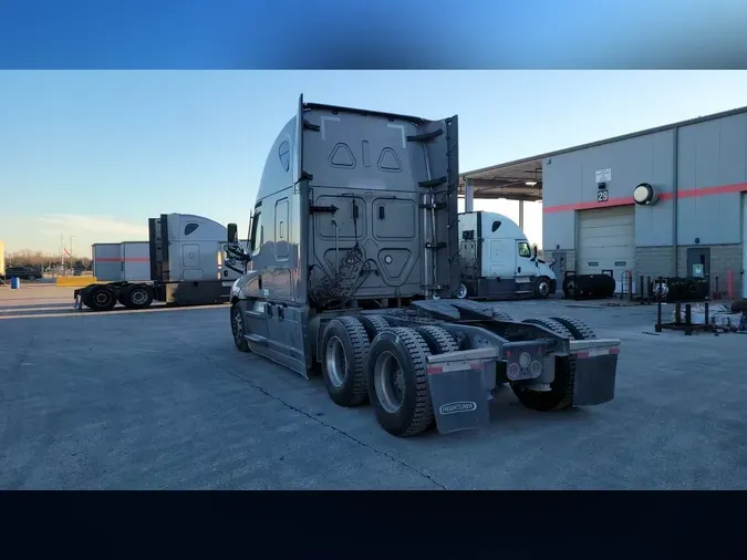 2021 Freightliner Cascadia