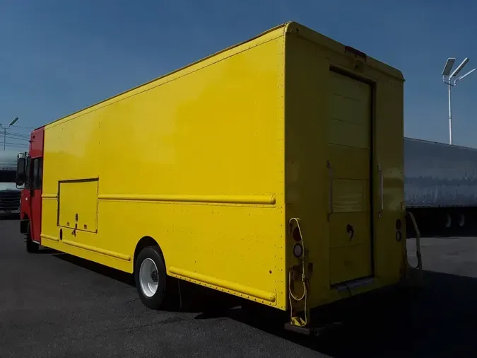 2017 FRTLR CUSTOM CHASSIS CORP MT55