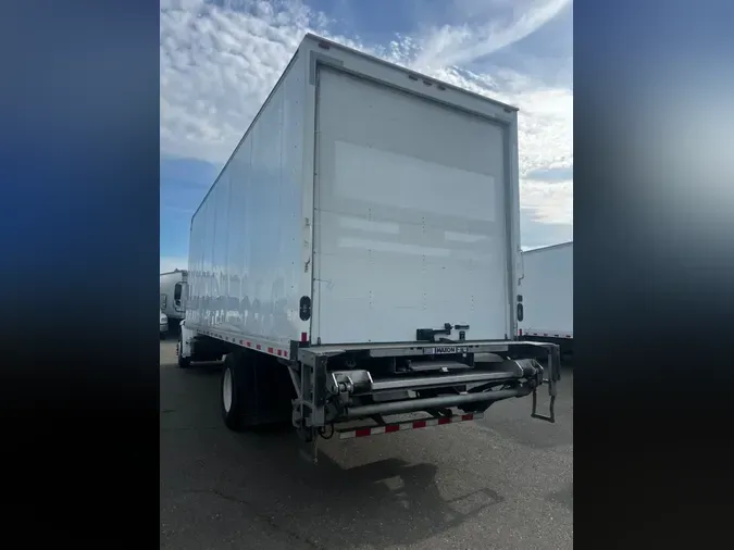 2018 FREIGHTLINER/MERCEDES M2 106
