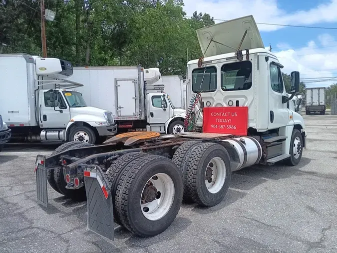 2019 FREIGHTLINER CASCADIA 125