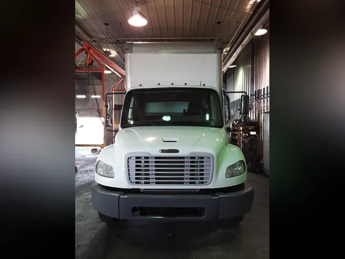 2018 FREIGHTLINER/MERCEDES M2 106