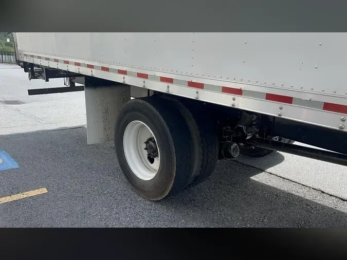 2019 Freightliner Business Class M2 106