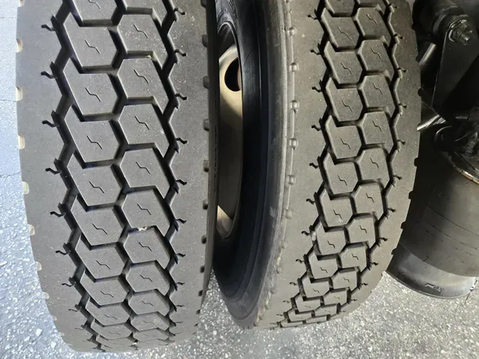 2020 Freightliner Business Class M2 106