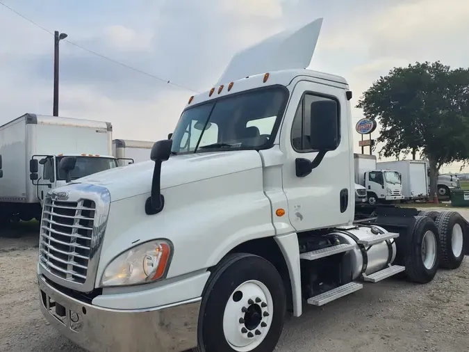 2018 FREIGHTLINER CASCADIA 125