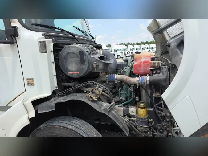 2018 Volvo VNL300