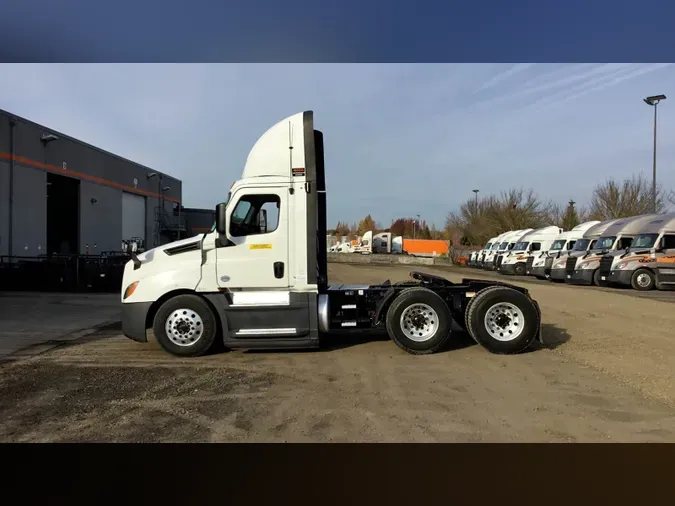 2019 Freightliner Cascadia