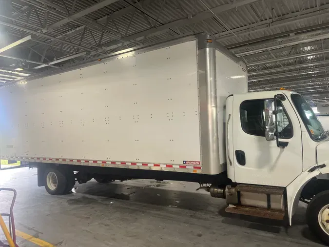 2018 FREIGHTLINER/MERCEDES M2 106