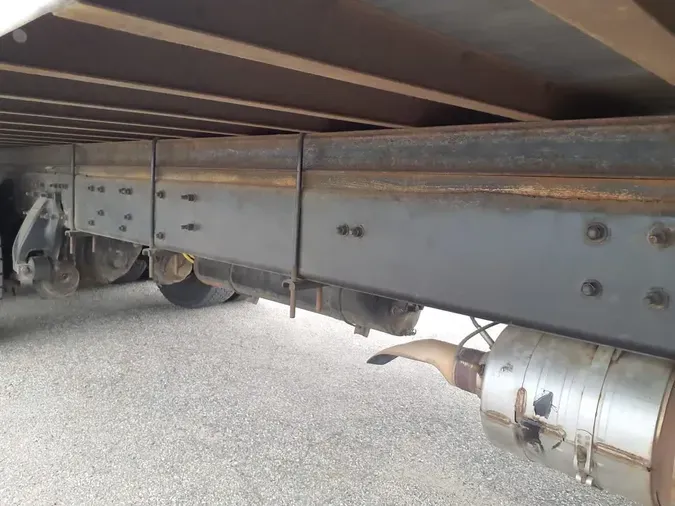 2018 FREIGHTLINER M2 106