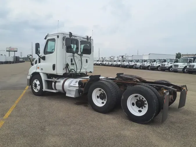 2018 FREIGHTLINER CASCADIA 113