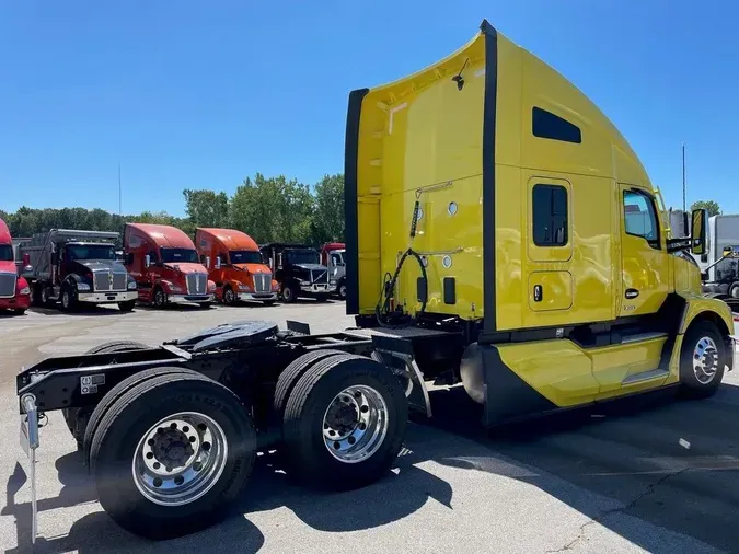 2024 Kenworth T680