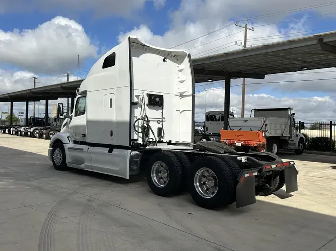 2022 Peterbilt 579