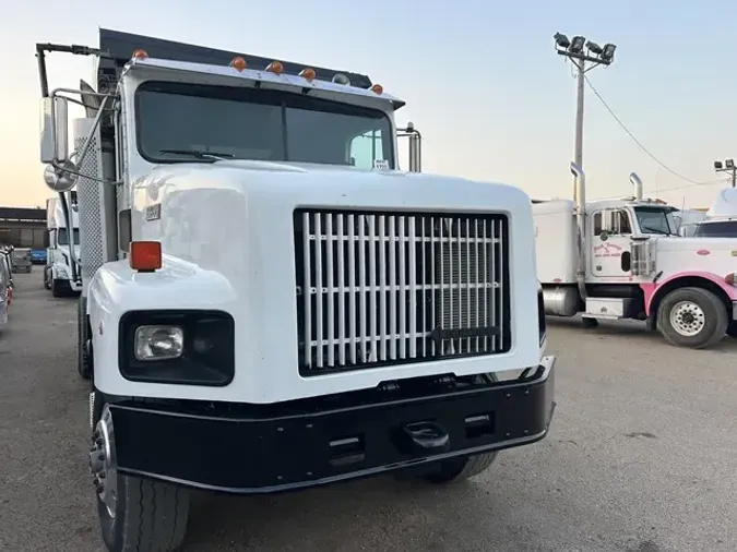 1996 INTERNATIONAL PAYSTAR 5000
