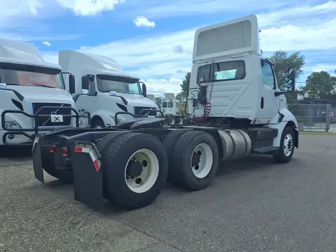 2018 NAVISTAR INTERNATIONAL RH613 DAYCAB T/A