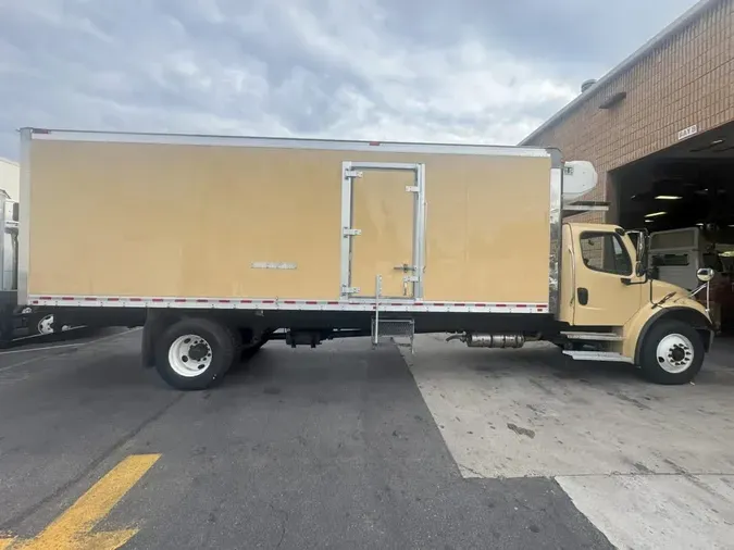 2019 FREIGHTLINER M2 106