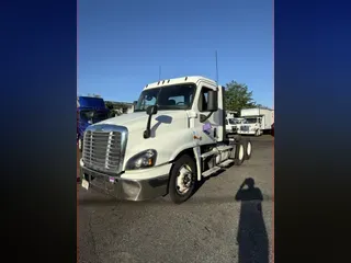 2019 FREIGHTLINER CASCADIA 125