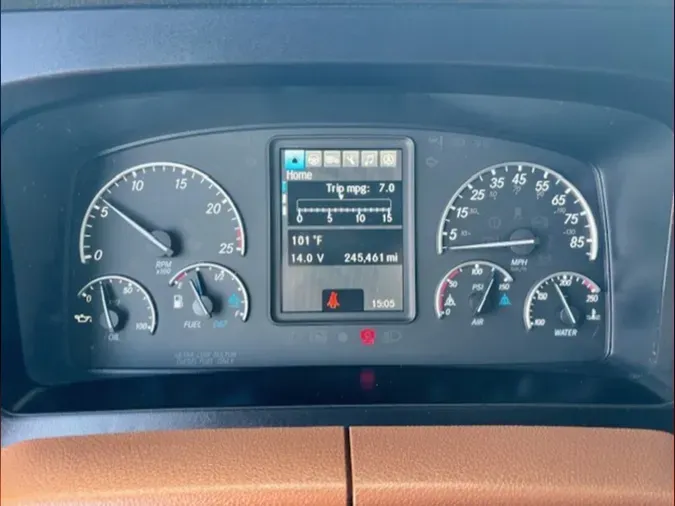 2023 Freightliner Cascadia 126