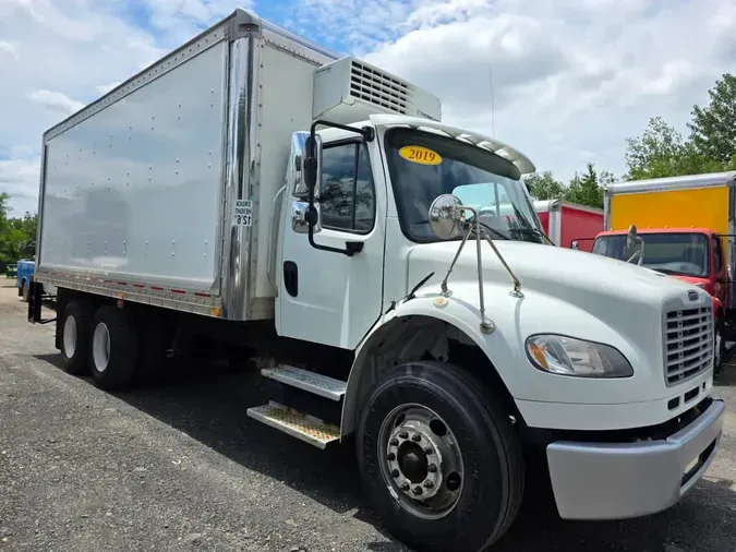 2019 FREIGHTLINER M2 106