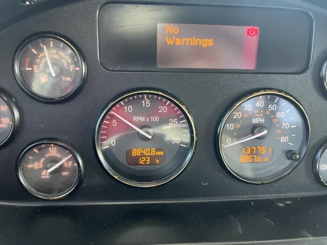 2020 Peterbilt 330a93696caf3734522680f91f3141f5fb2