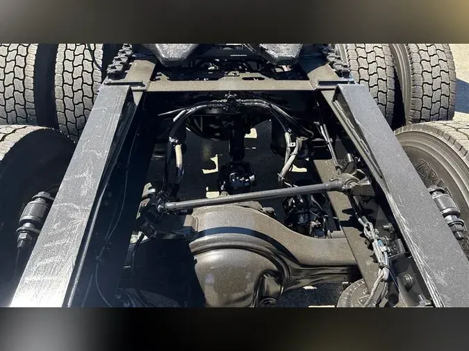 2022 FREIGHTLINER CA116