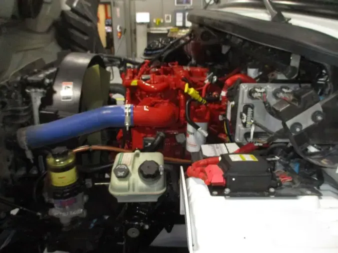 2022 FREIGHTLINER/MERCEDES M2 106