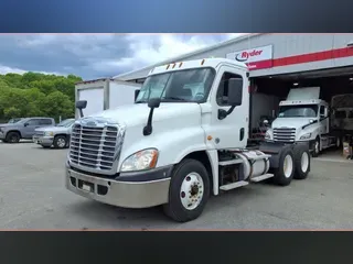 2017 FREIGHTLINER/MERCEDES CASCADIA 125