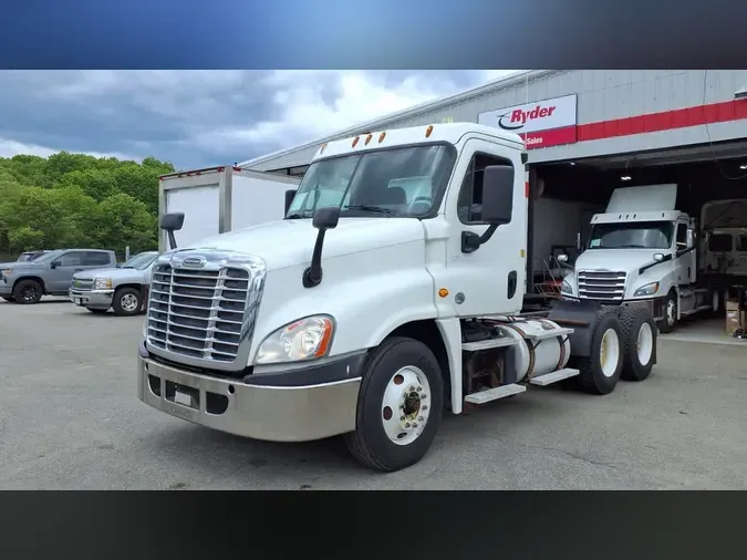 2017 FREIGHTLINER/MERCEDES CASCADIA 125a93a71d75b4918ad558df1dbcd9b8251