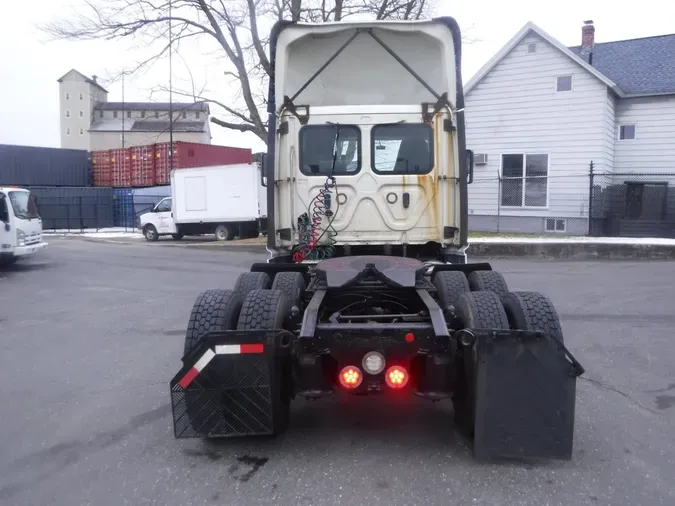 2019 FREIGHTLINER/MERCEDES CASCADIA 125