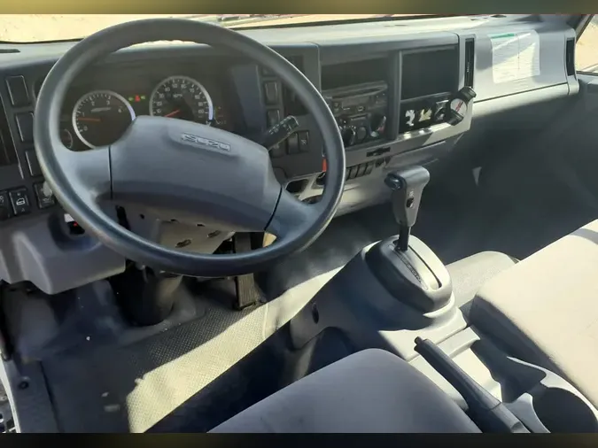 2018 ISUZU NPR HD