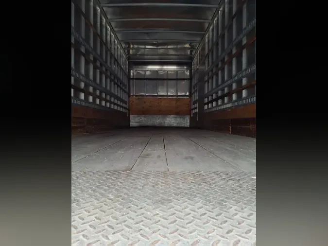 2019 FREIGHTLINER/MERCEDES M2 106