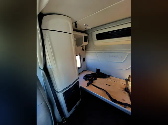 2020 Peterbilt 579a9448c6af54104a499cb59dc83c67aa9