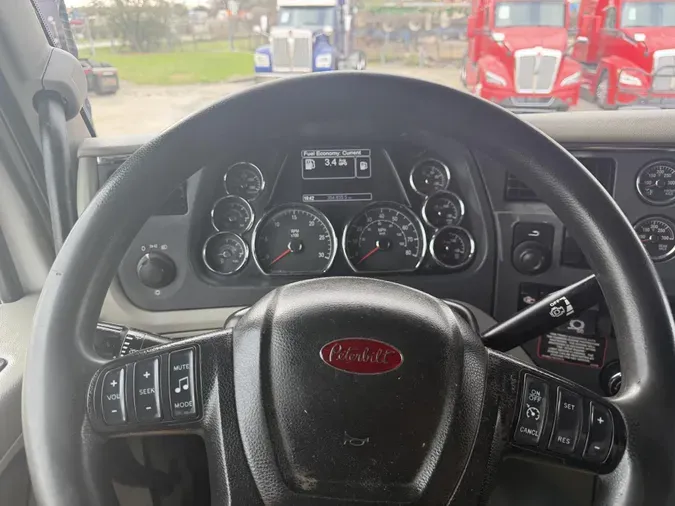 2020 Peterbilt 579