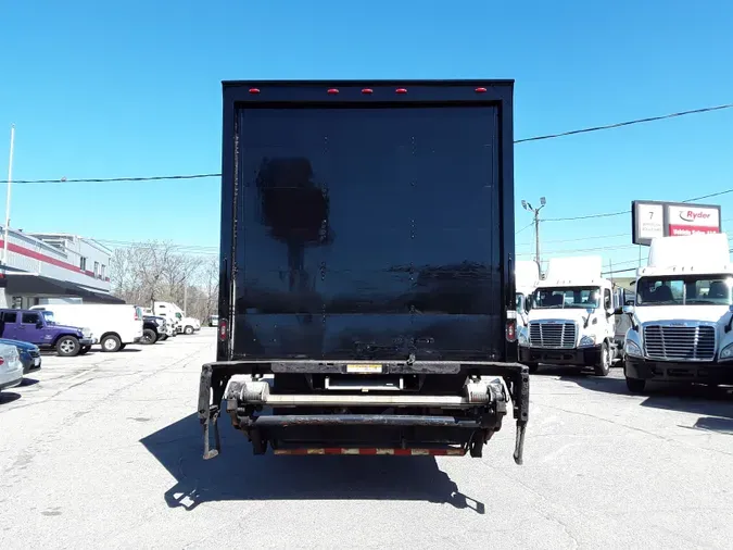 2017 FREIGHTLINER/MERCEDES M2 106