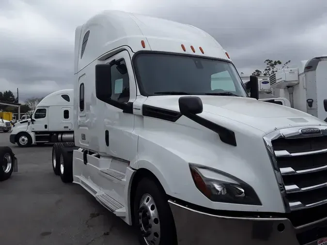 2019 FREIGHTLINER/MERCEDES NEW CASCADIA PX12664